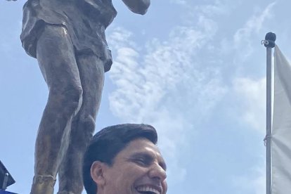 Jefferson Pérez y Roberto Ibáñez, presidente de Fedeguayas.