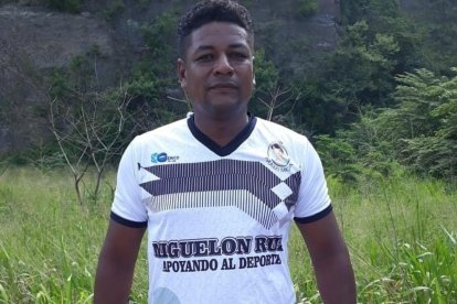 El fútbol fue la pasión de Salas, murió haciendo lo que más le gustaba.