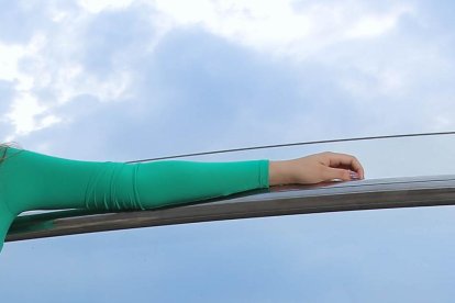 Mezcla los colores sobros con tendenciia.