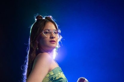 La joven, de 19 años, abrirá el concierto del colombiano Carlos Vives el 1 y 3 de septiembre en Quito y Guayaquil, respectivamente.