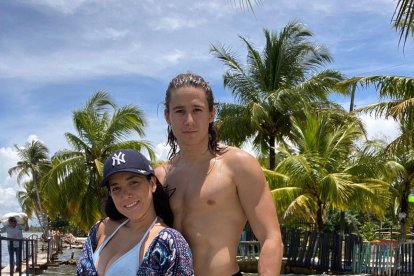 Tienen tres años de noviazgo. Se conocieron en Combate Guatemala.