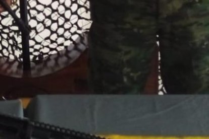 Los uniformados efectuaban el lunes un patrullaje ofensivo en la zona en la que también se han dedicado a ayudar a la comunidad