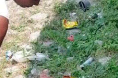 Familiares se llevan cuerpo de hombre asesinado e impiden que policía realice levantamiento