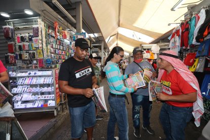Sin sorteos ni preguntas, los lectores de EXTRA se llevan premios todos los días con la Despegadita Mundialista.