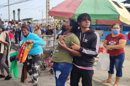 Exteriores de la Penitenciaría del Litoral.