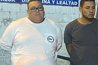 La primera aprehensión del Gordo Luis (camiseta blanca) fue en Quito.
