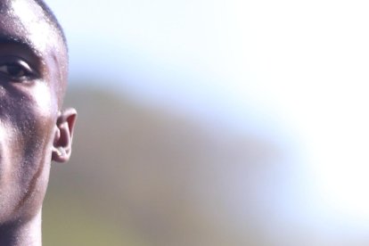 El zaguero Bleiner Agrón, de 21 años, cumplirá en Emelec con su primera experiencia fuera de su natal.