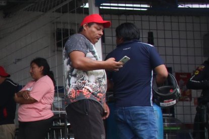 Los asesinatos del jueves alarmaron a quienes habitan en ese populoso sector de la urbe.