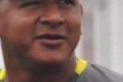 Luis Miguel Gracés es entrenador en las formativas de Fuerza Amarilla.