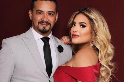 La pareja contrajo matrimonio en 2019 en la playa de Punta Carnero, cantón Salinas, provincia de Santa Elena. Ambos tienen dos hijos.