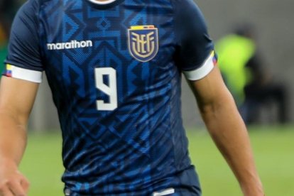 Alexander Alvarado jugó 60 minutos.