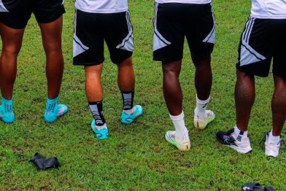 Una oración antes del entrenamiento lo hizo Emelec.