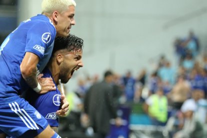 Emelec se impuso 1-0 a Huracán, en la segunda fecha de la Copa Sudamericana.