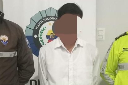 El sospechoso fue detenido para investigaciones.
