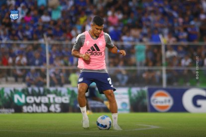 El venezolano Samuel Sosa se perderá tres duelos con Emelec, tras ser expulsado en el duelo ante Liga de Quito.