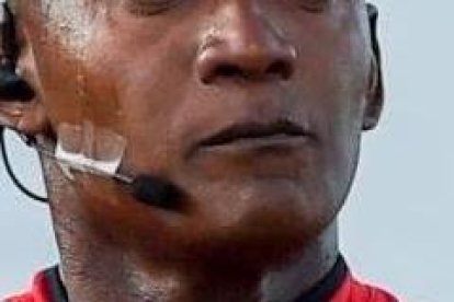 Augusto Aragón, será el árbitro central y seguro que será un show su intervención.