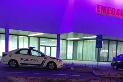 En el hospital del IESS de Manta falleció un tercer hombre tras ataque armado.