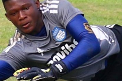 Gilmar Napa debutó oficialmente en Emelec en el duelo ante Danubio de Uruguay, por la Copa Sudamericana.