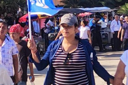 Familias mantenses acudieron a dar el último adiós a Agustín Intriago, pero lo enterrarán el 25 de julio.