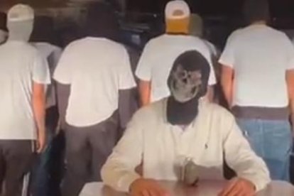 El grupo de delincuencia organizada Los Lobos publicó un vídeo la noche del 26 de julio de 2023.