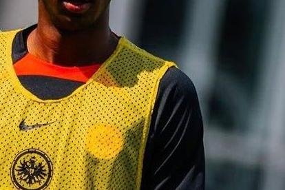 William Pacho disputará su primera temporada en el balompié de Alemania.