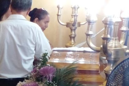 Durante el velatorio, familiares informaron que a las 16:00 del jueves 17 de agosto, el taxista salió a su segundo turno de trabajo.