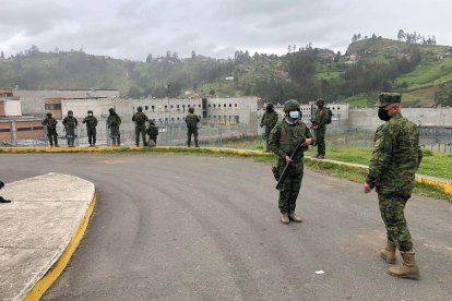 La cárcel de Turi estaba rodeada esta mañana por las fuerzas del orden.