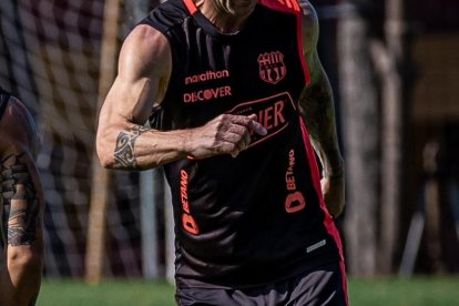 Entrenamiento de Barcelona para medir a Cumbayá.