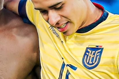 Kendry Páez y Moisés Caicedo se mandaron un partidazo ante Uruguay.