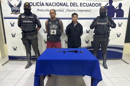 Dos de los detenidos, de acuerdo con información policial, pertenecerían a la banda delictiva Los Águilas. Uno de ellos tiene dos antecedentes penales.