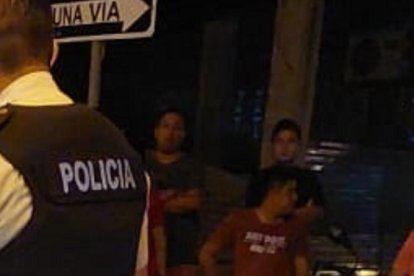 En los patios de la PJ quedó retenida  la moto en la que llegaron los dos sujetos que intentaron asaltar a los parientes.