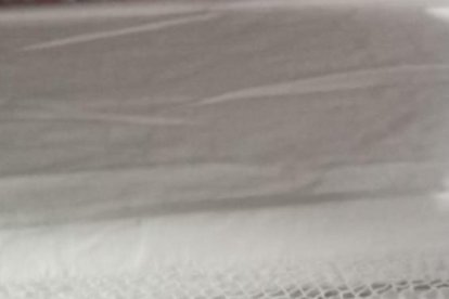 Para el interior se usó un forro de almohada y un poco de plumón. Entre los moradores consiguieron los materiales.