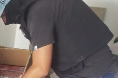 La Policía encontró que en la vivienda tenían la logística para el almacenamiento de la ilegal sustancia.