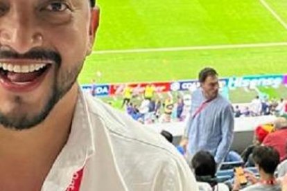 Jerry Robalino, narrador de El Canal del fútbol que pasa los partido de Ecuador.