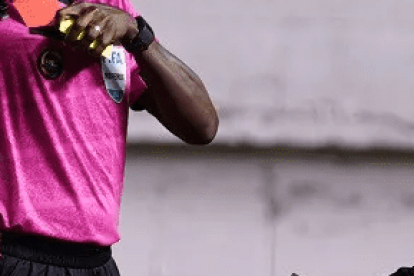 Augusto Aragón es el árbitro que más tarjetas rojas mostró en LigaPro 2023