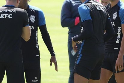 La práctica de Independiente del Valle se desarrolló en un ambiente de compañerismo y alegría.