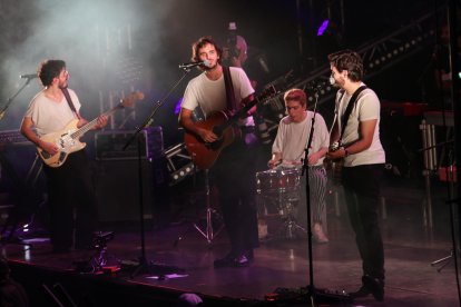 La agrupación durante el concierto en Guayaquil.