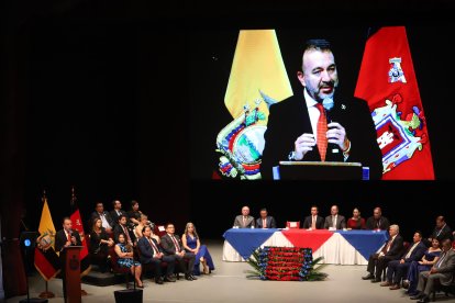 El alcalde de Quito agradeció en su discurso a Rafael Correa por el Metro de Quito.