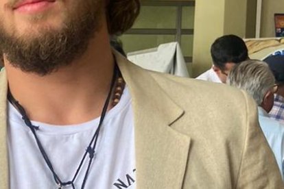 Roberto Jiménez, campeón mundial de Jiu Jitsu recibió homenaje