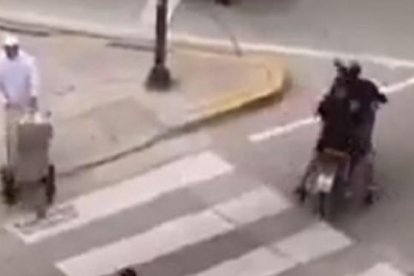 Los presuntos delincuentes se movilizaban en dos motocicletas. Aún no hay un pronunciamiento de la Policía.