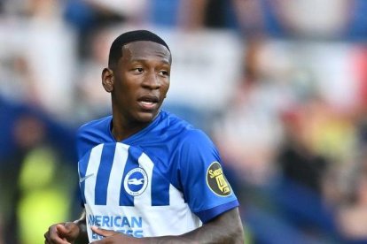 Pervis Estupiñán hizo un golazo con Brigthon.