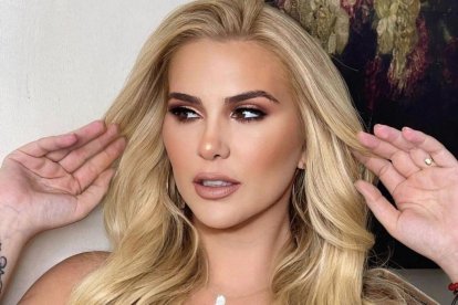 ACTRIZ, PRESENTADORA DE TELEVISIÓN Y PARTICIPANTE DEL REALITY TURCO "EL PODER DEL AMOR 2" |