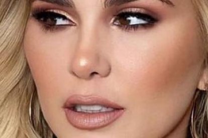 ACTRIZ, PRESENTADORA DE TELEVISIÓN Y PARTICIPANTE DEL REALITY TURCO "EL PODER DEL AMOR 2" |