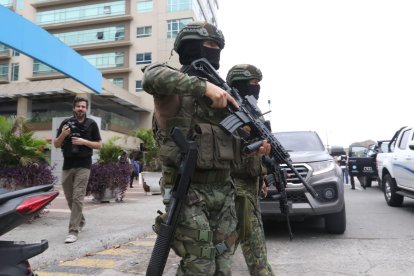 Los militares siguen en operativos constantes en Guayaquil.