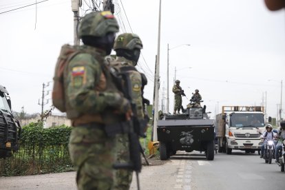 El país se encuentra militarizado. La ciudadanía siente zozobra luego de los atentados ocurridos.