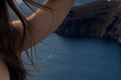 Emily Pellegrini, modelo no real creada con IA.