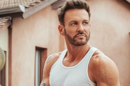 Axel es un cantante argentino conocido por su temas 'Amo'.