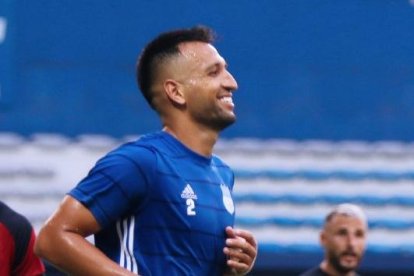 El primer gol lo anoto el defensor Aníbal Leguizamón