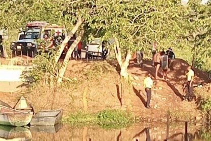 Personal de la Cruz Roja realizando la gestión de rescate