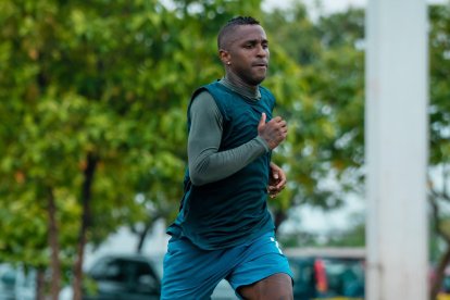 El Killer durante la practica ciudada del jueves 29 de febrero, en las canchas alternas del estadio Chucho Benítez, del Parque Samanes.